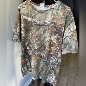 Vintage RealTree Camo Shirt